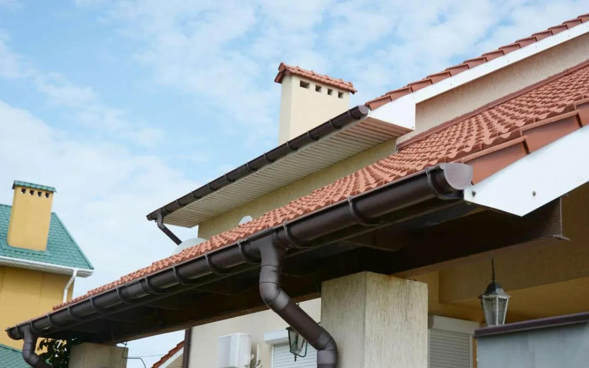 Gutter Slope Guide: Optimize Your Home's Water Flow
